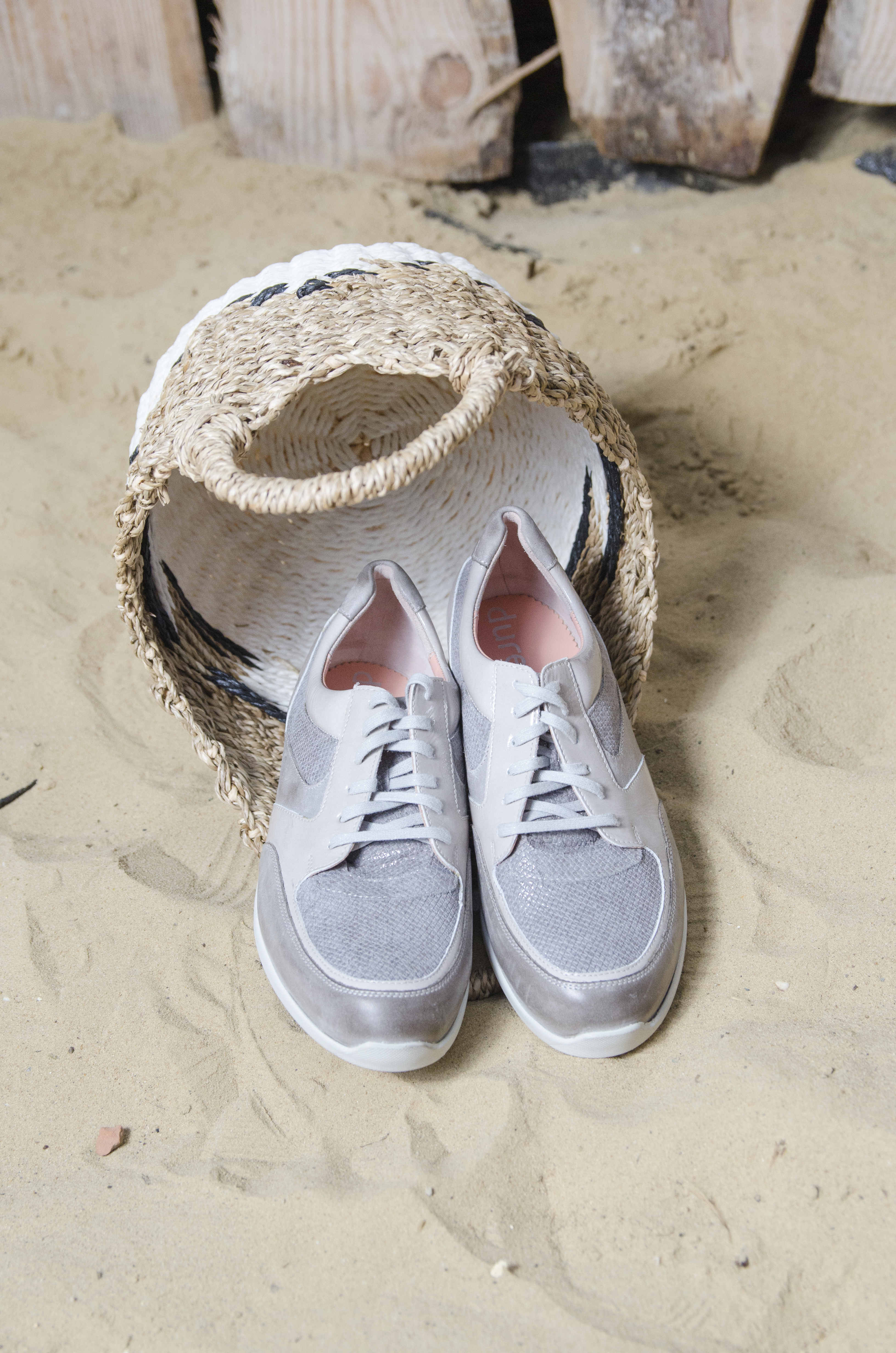 de-zomer-schoenen-sale is begonnen