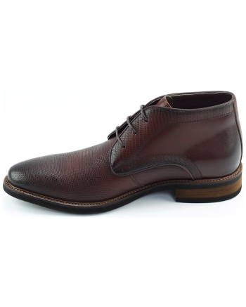 Daniel Kenneth Yurian veterboots bruin