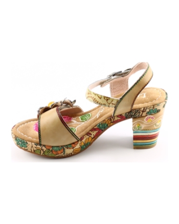 Laura Vita nellao 31 sandalen beige