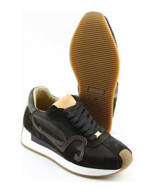 Fred de la bretoniere 1000753 Yentl sign Donkerbruin