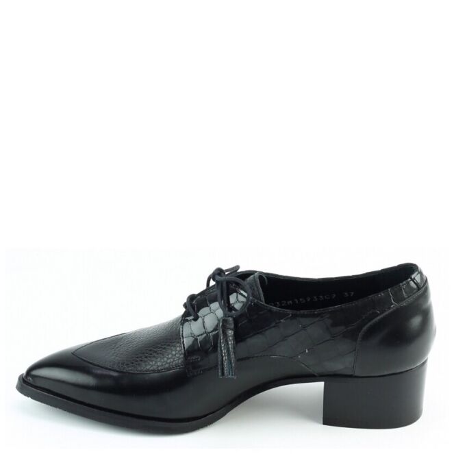 Veterschoenen zwart online