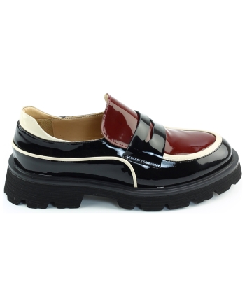Gioia Aily instappers en loafers zwart combinatie