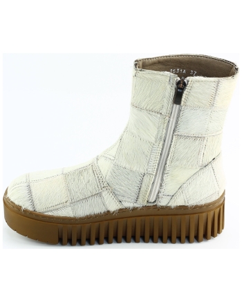 Art 1531a korte laarsjes beige
