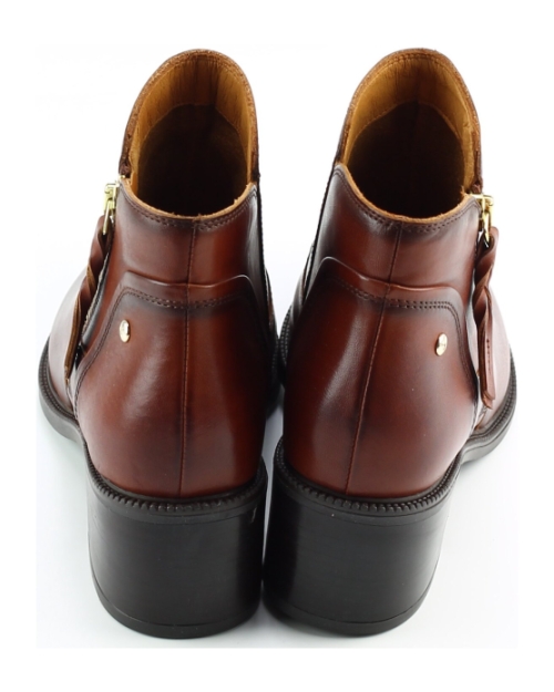 Pikolinos bacarot w2d 8674 cognac