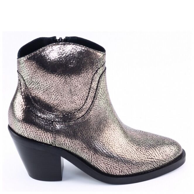 Laarsjes via vai clearance